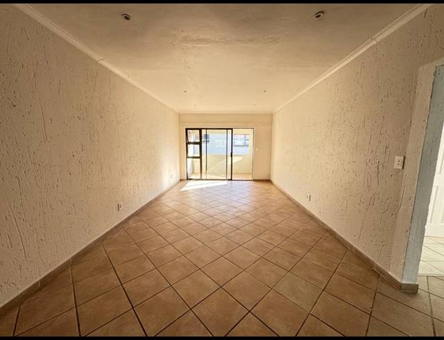2 BEDROOM PROPERTY TO RENT IN SUNNINGHILL